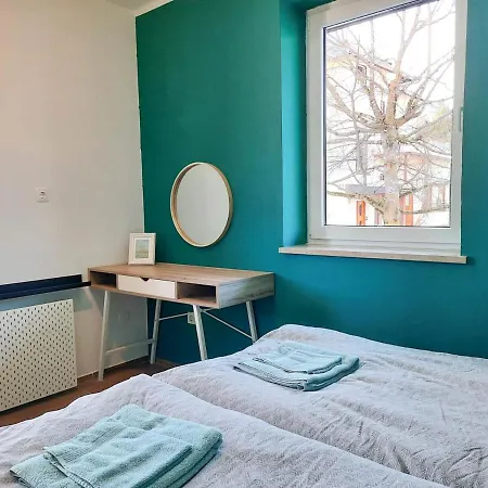 דירה Deerwood Cozy Retreat 2br With Stunning Castle Views בלד