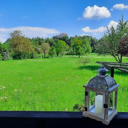 Deerwood Cozy Retreat 2br With Stunning Castle Views *