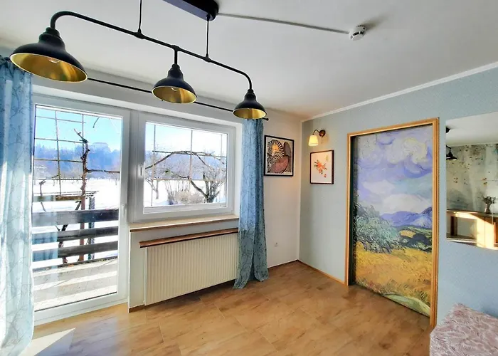 Deerwood Cozy Retreat 2br With Stunning Castle Views Apartma