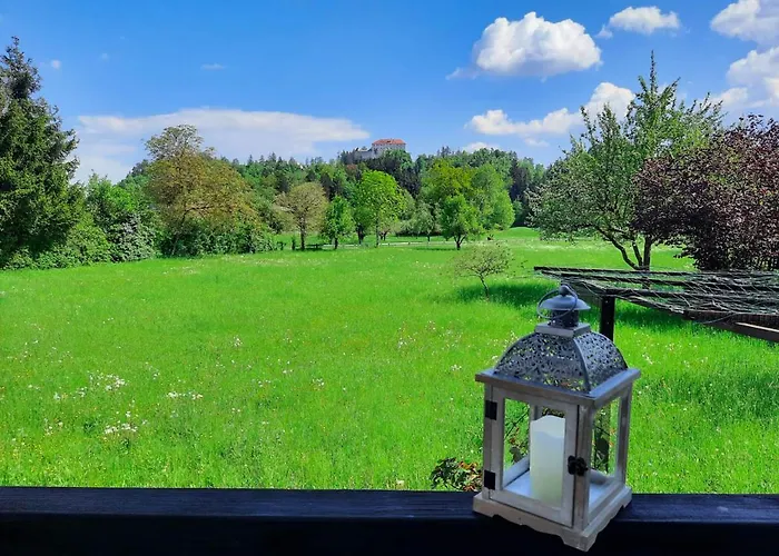 Deerwood Cozy Retreat 2br With Stunning Castle Views *